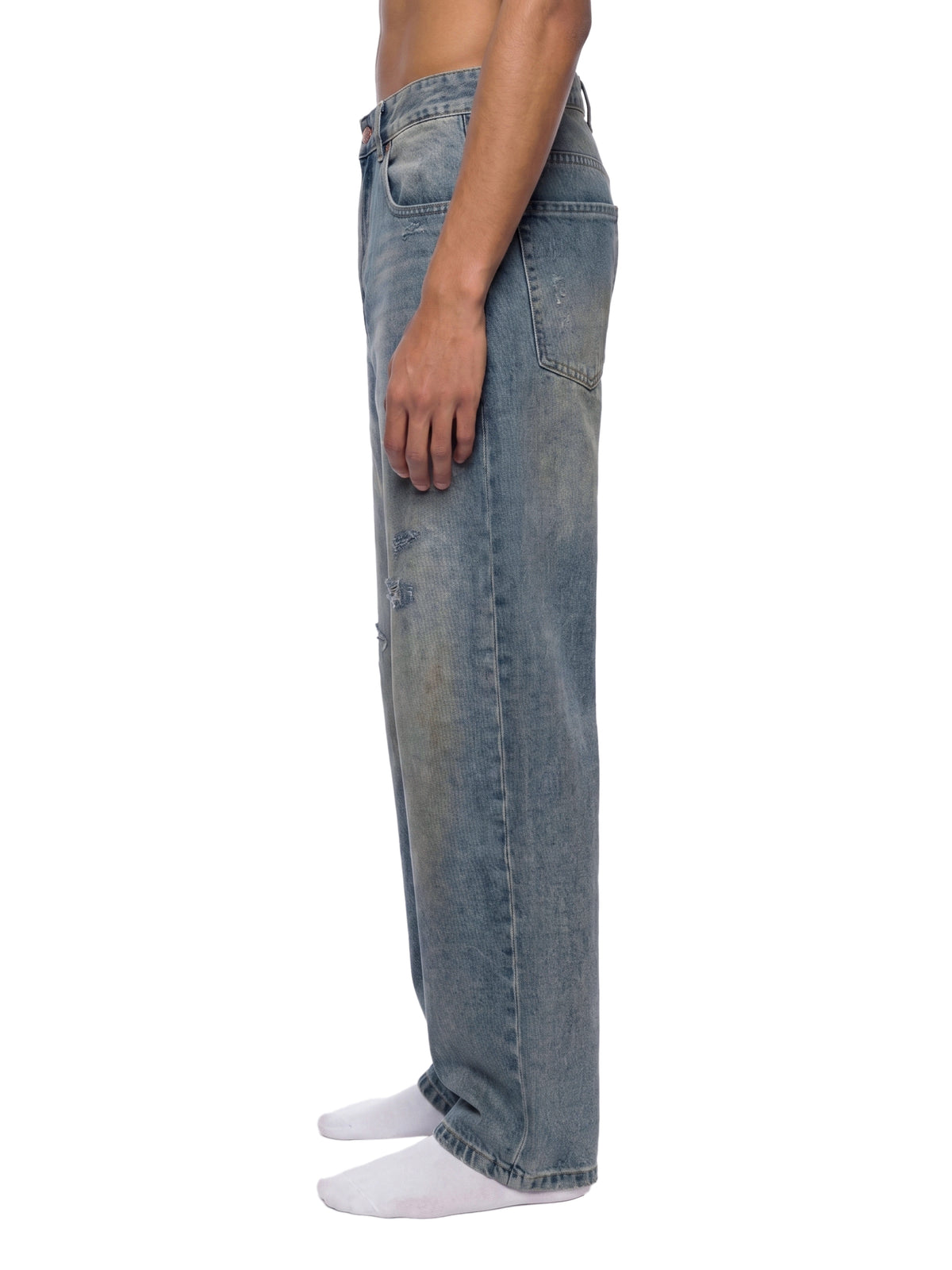 Men’s Distressed Barrel Leg Jeans Loose Fit Washed Denim
