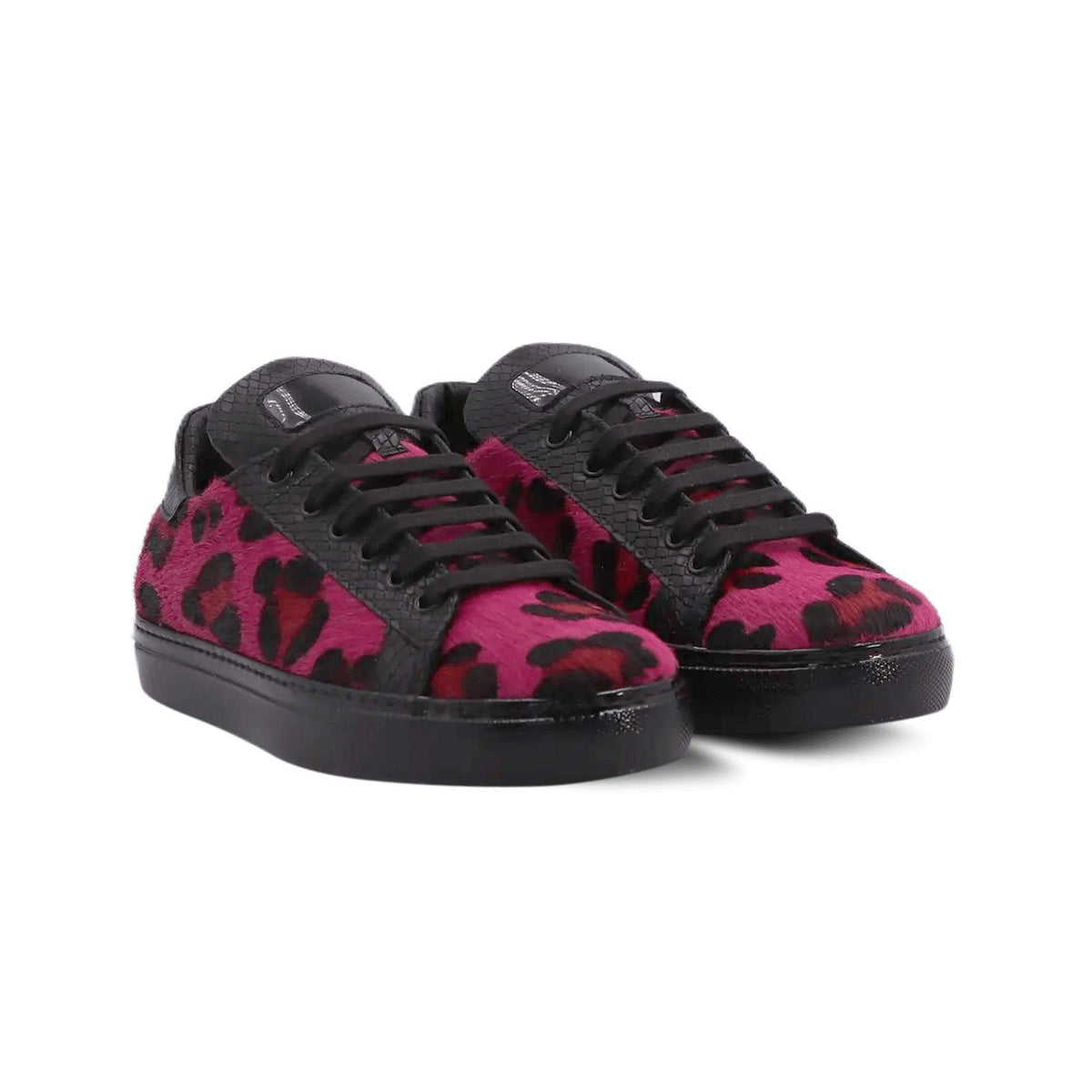 WM- T shoe by Wintermoon Trading